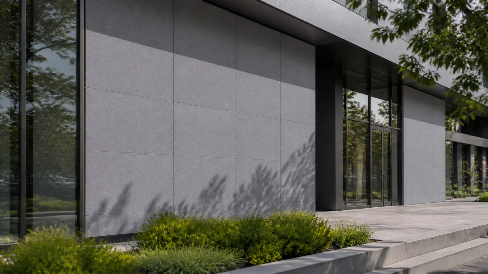 Cool Gray Minimal Fine-Grain Sintered Stone Slab for Exterior Walls thumbnail 3