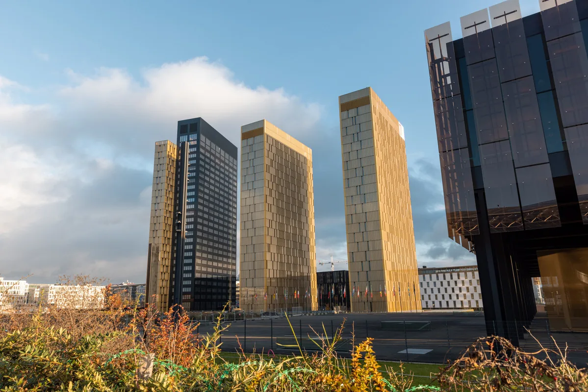 G654 Granite Facade Project for Goldbelt Tower II in Luxembourg