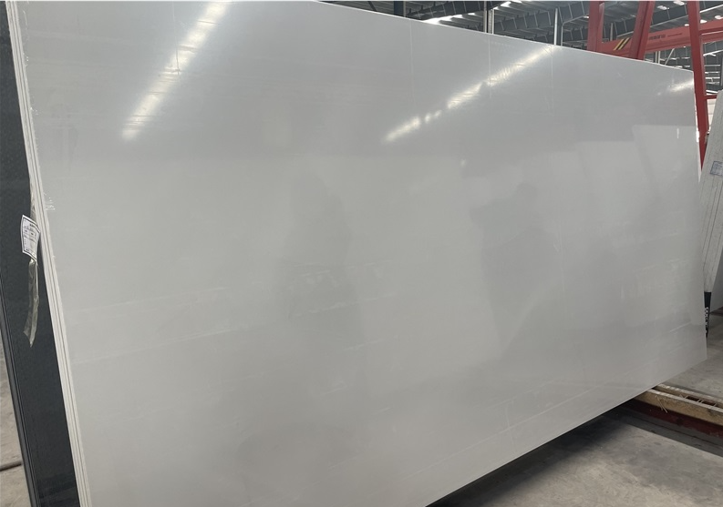 Pure White Artificial Quartz Slabs thumbnail 2