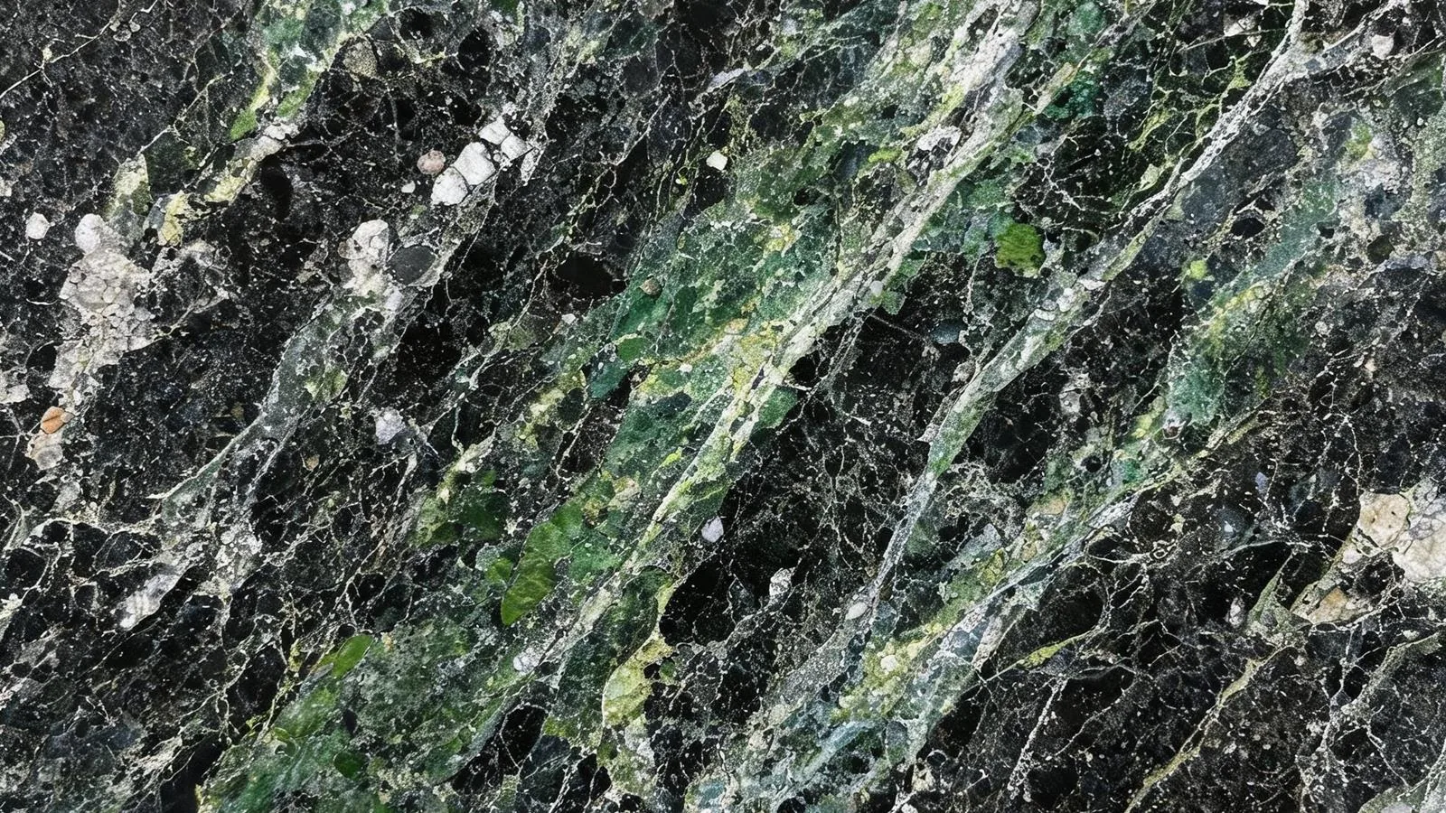 Green Oceanic Granite Tiles for Floor and Wall thumbnail 3