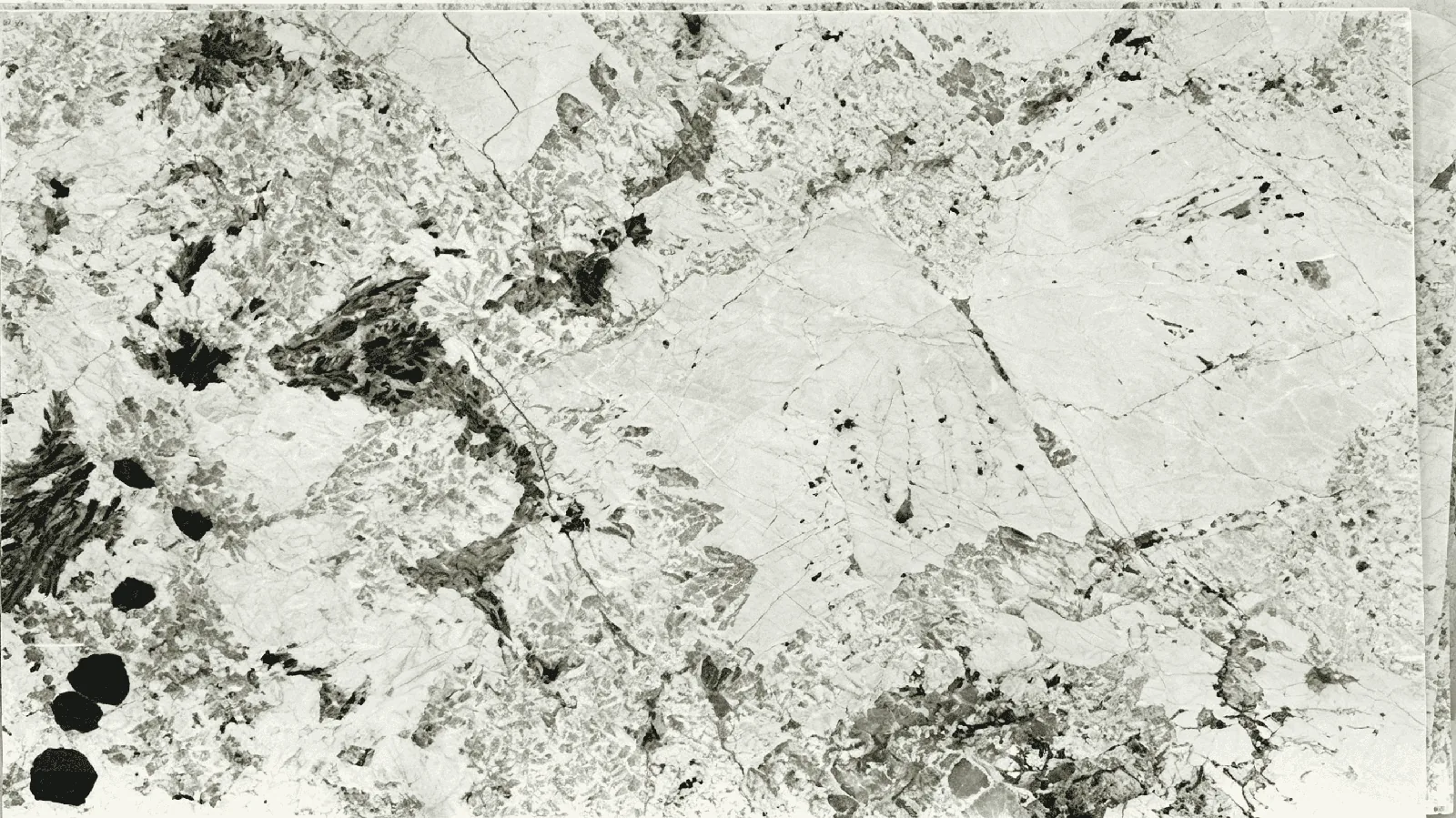 Ivory Alpinus Green Crystal Vivid Granite Slabs and Slabs for Countertop, Wall Cladding, Flooring